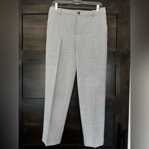 Club Monaco cropped dress pants.  Size 6, inseam 25.